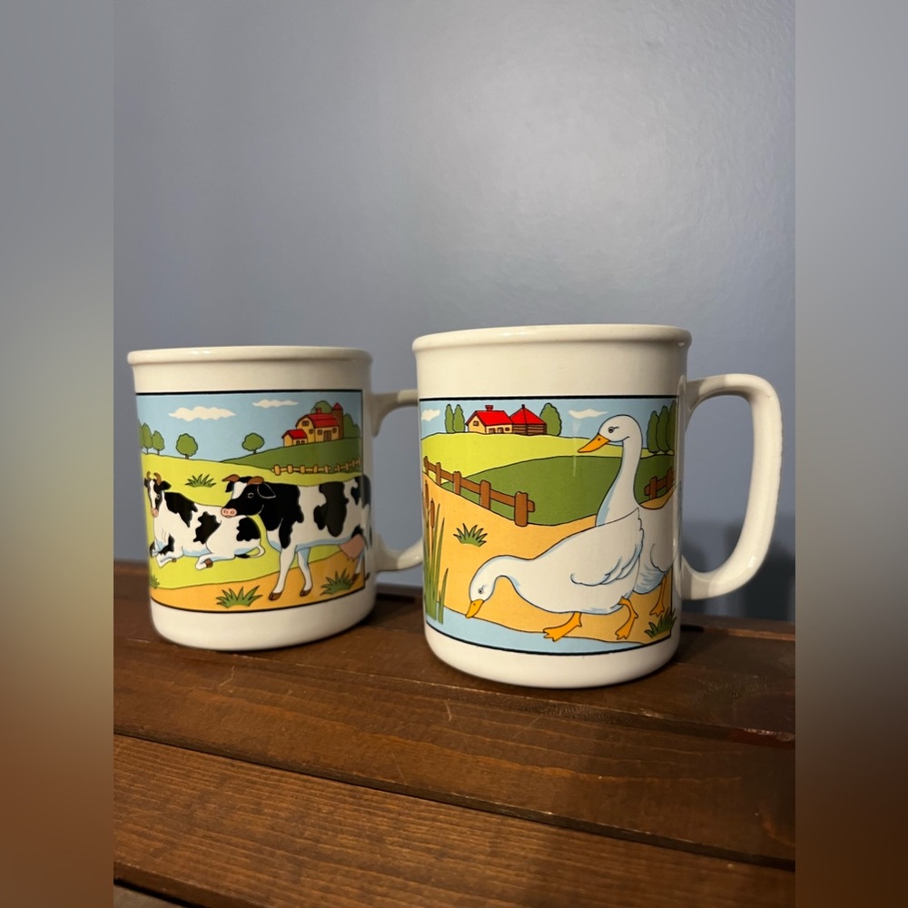 Fred Roberts Farm Animal Mug Set Stoneware Boxed Illustrations Japan Set of‎ 2